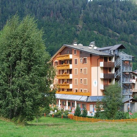 Hotel Derby أبريكا المظهر الخارجي الصورة