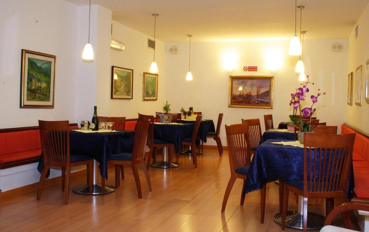 Hotel Derby أبريكا المظهر الخارجي الصورة