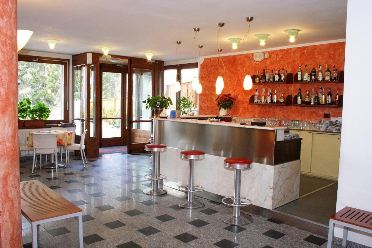 Hotel Derby أبريكا المظهر الخارجي الصورة