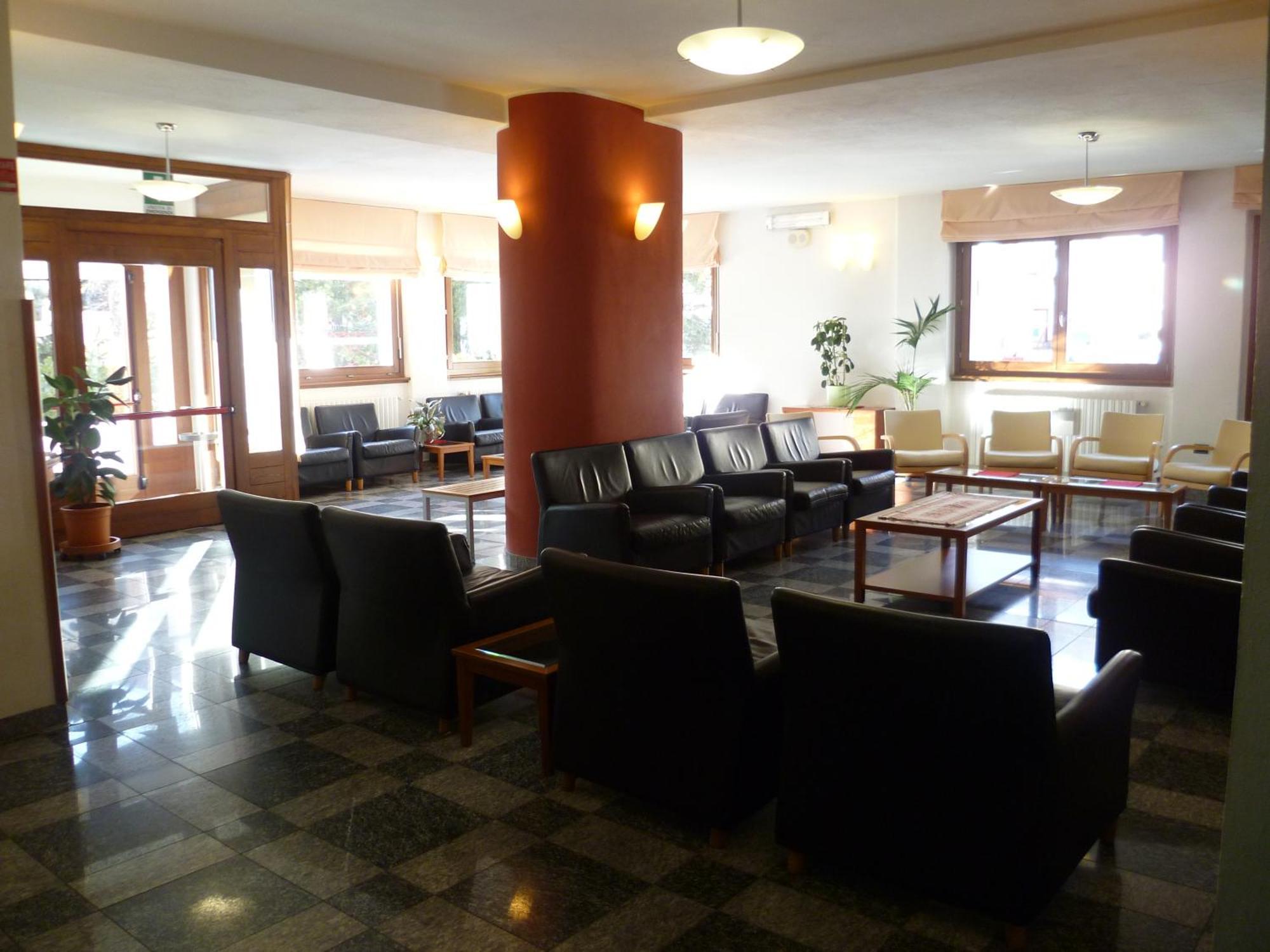 Hotel Derby أبريكا المظهر الخارجي الصورة